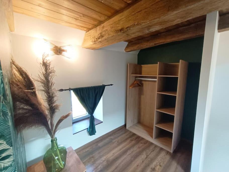 Appartement Independant La Tour Des Tuileries Aydoilles Zewnętrze zdjęcie