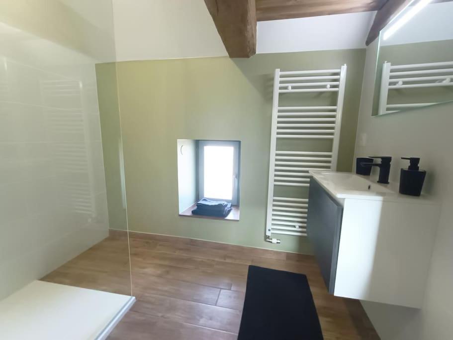 Appartement Independant La Tour Des Tuileries Aydoilles Zewnętrze zdjęcie