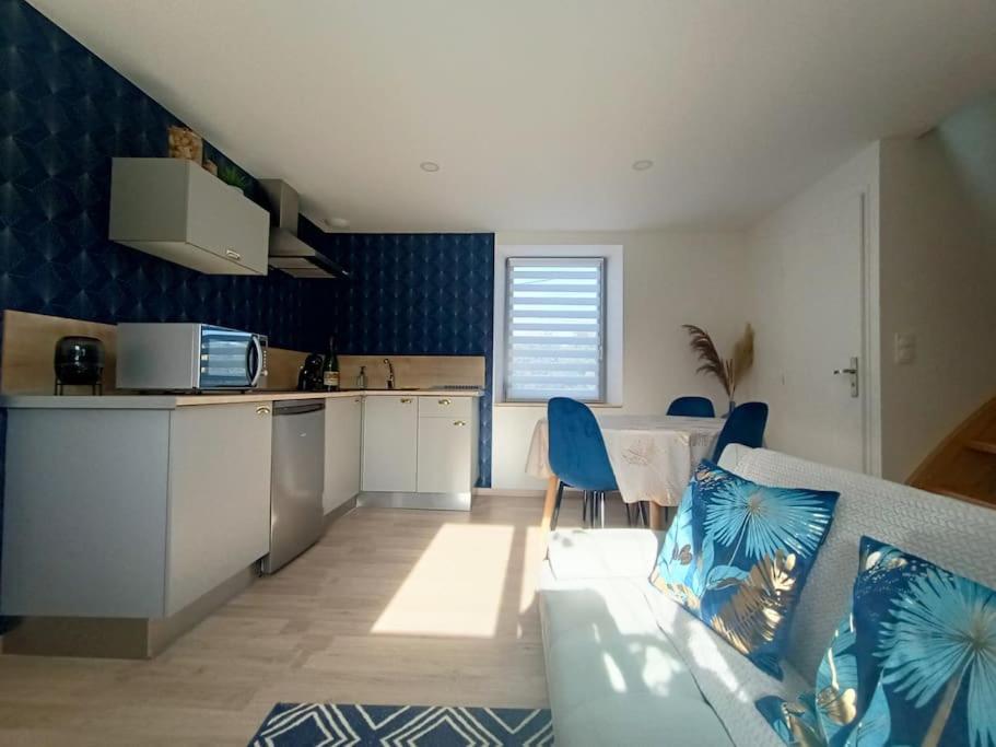 Appartement Independant La Tour Des Tuileries Aydoilles Zewnętrze zdjęcie